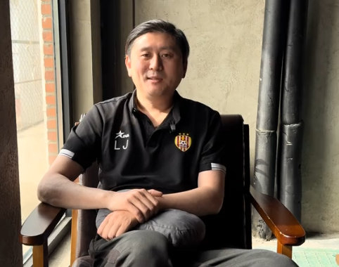 前国安冠军成员路姜：颈动脉堵塞致脑梗，如今走路摇晃仍在康复