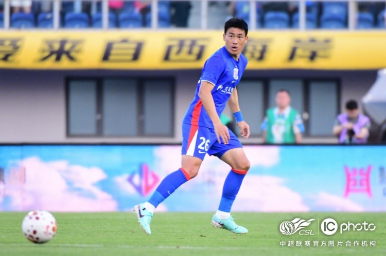 申花客场2-2逼平西海岸 朱辰杰角球头槌绝平救主