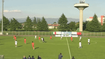 U15国少2-0意大利 周海滨挂帅多轨制初见成效