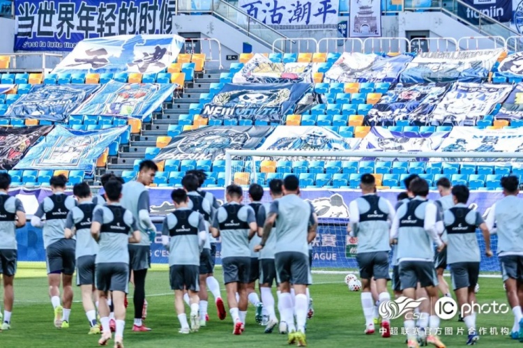 天津津门虎主场迎战大连英博海发 于根伟：接受现实但需逆转局面