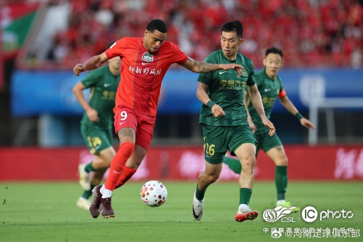 主场进攻乏力点球违例，河南0-2负浙江主场不胜