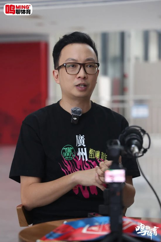 陈曦专访:广州蒲公英本土化路线初具雏形,范芮玮当选赛季MVP 陈曦专访:广州蒲公英本土化路线初具雏形,范芮玮当选赛季MVP