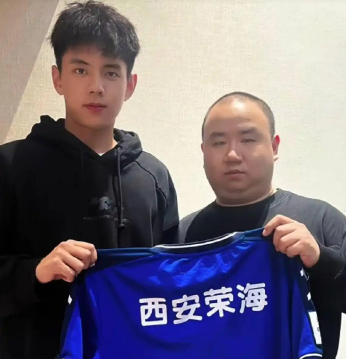 从丢掉22球到短剧男主:前河北队门将王年将成转型记 从丢掉22球到短剧男主:前河北队门将王年将成转型记