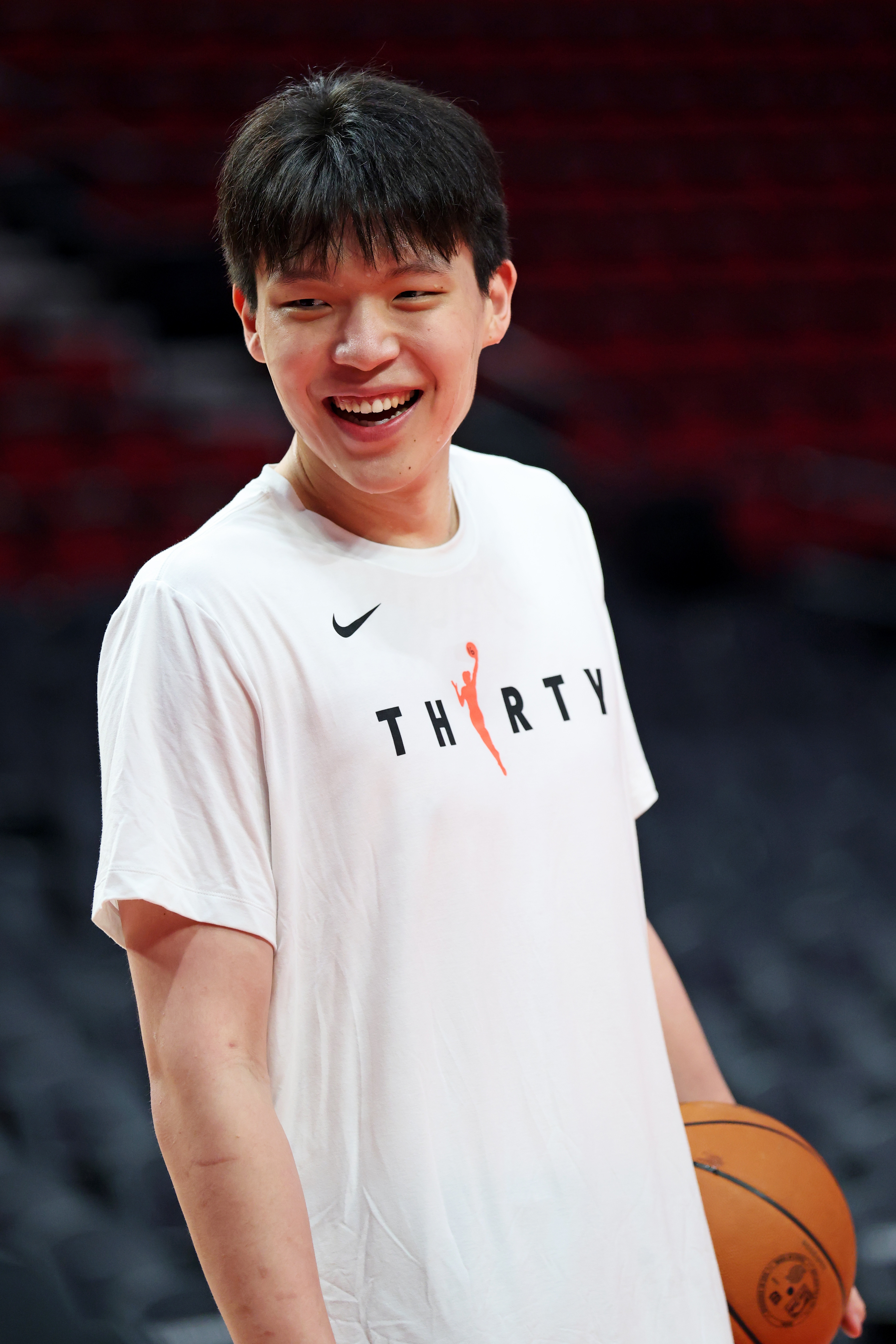 前翻译曝杨瀚森游戏日常:段位低到只能用小号带 前翻译曝杨瀚森游戏日常:段位低到只能用小号带