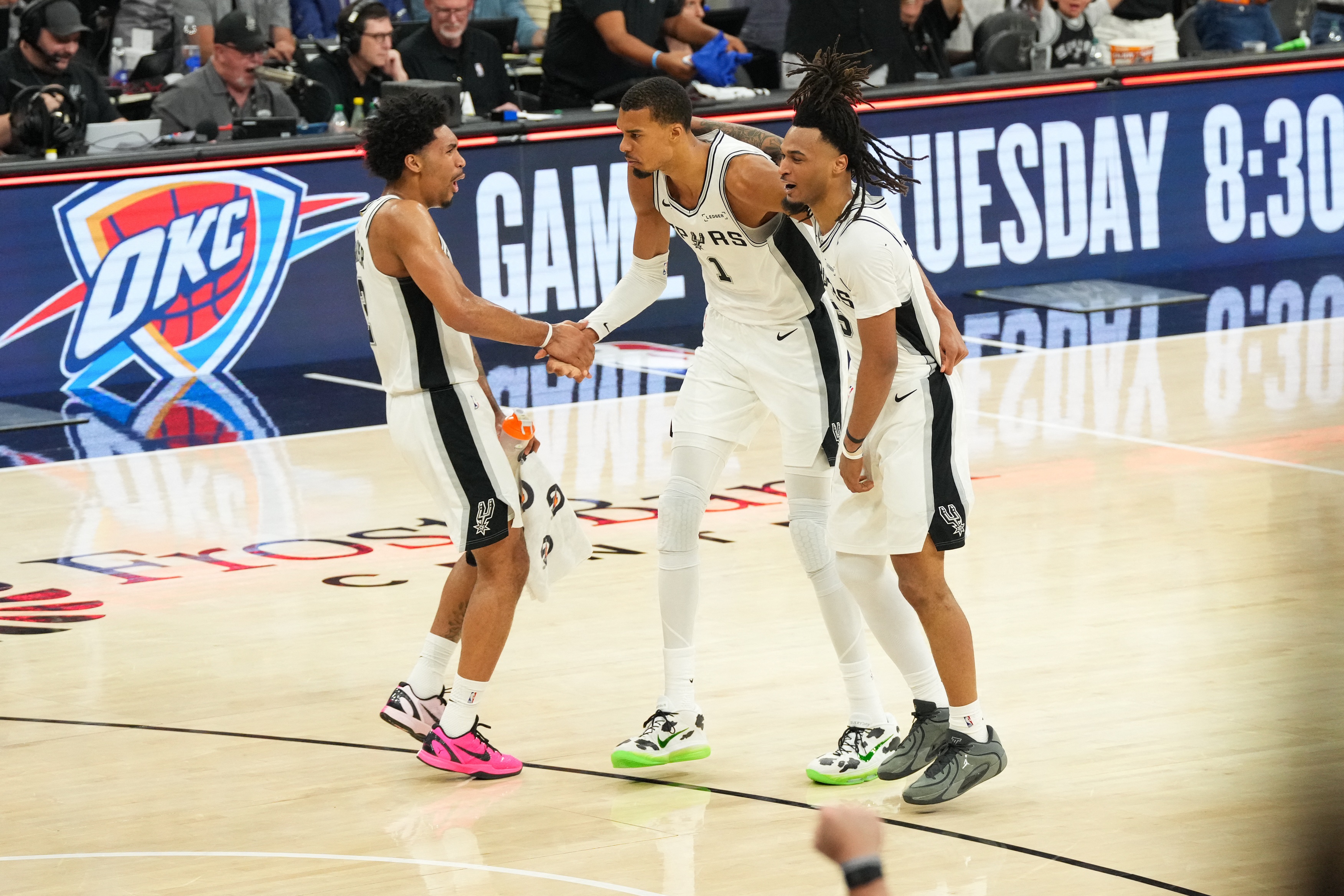 NBA乐透新政封杀摆烂:连续三年前五顺位成为历史,雷霆马刺火箭往事盘点 NBA乐透新政封杀摆烂:连续三年前五顺位成为历史,雷霆马刺火箭往事盘点