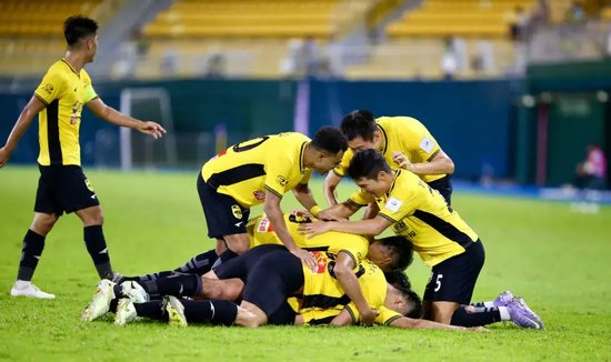 广州豹2-0津门虎晋级足协杯八强,一个月内连斩两支中超球队 广州豹2-0津门虎晋级足协杯八强,一个月内连斩两支中超球队