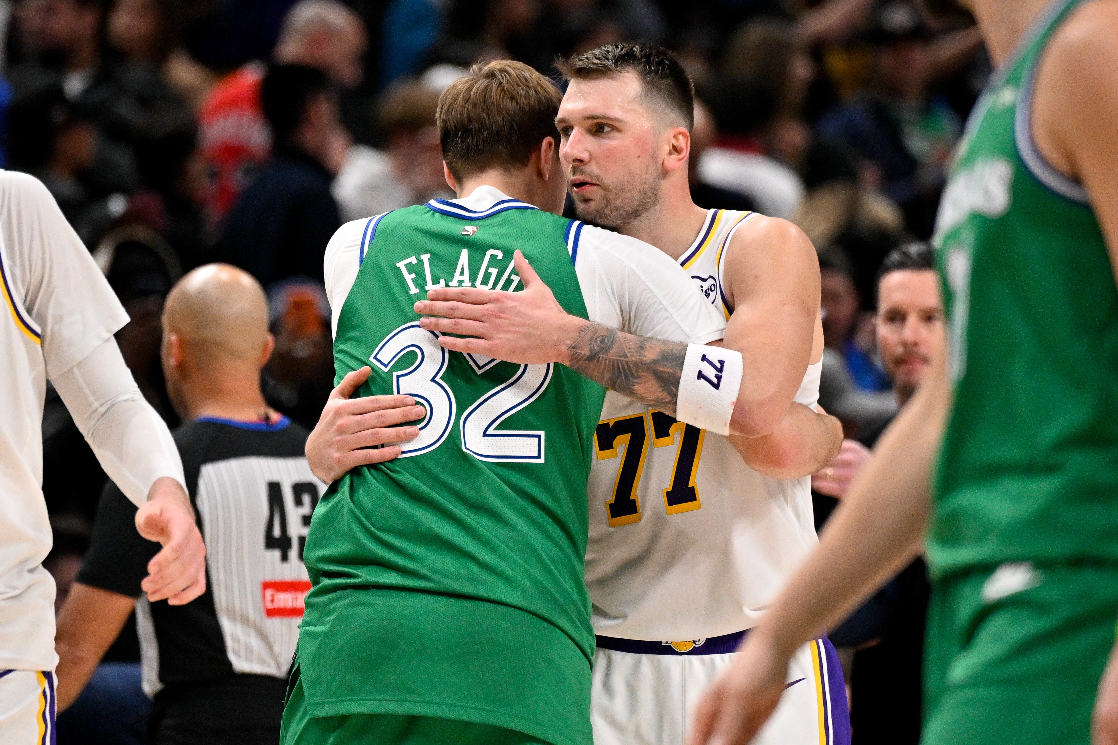 平行宇宙NBA:31队“从未离开”阵容盘点——东契奇弗拉格合体,雷霆三少重生 平行宇宙NBA:31队“从未离开”阵容盘点——东契奇弗拉格合体,雷霆三少重生
