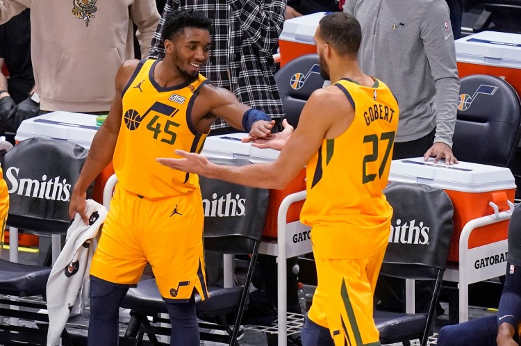 平行宇宙NBA:31队“从未离开”阵容盘点——东契奇弗拉格合体,雷霆三少重生 平行宇宙NBA:31队“从未离开”阵容盘点——东契奇弗拉格合体,雷霆三少重生