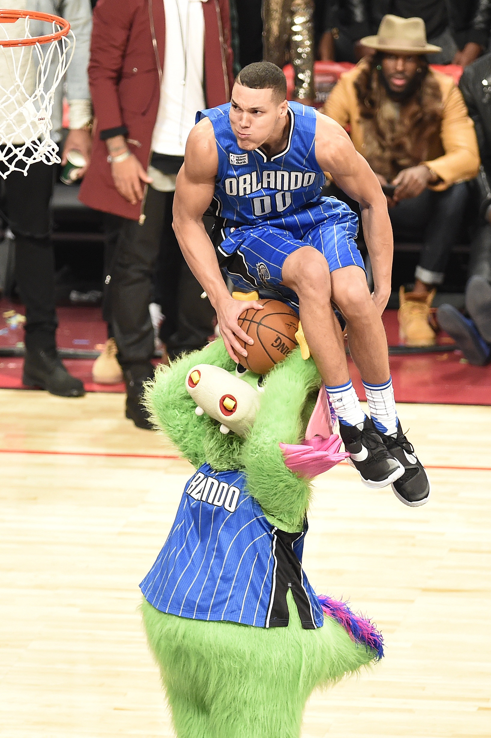 平行宇宙NBA:31队“从未离开”阵容盘点——东契奇弗拉格合体,雷霆三少重生 平行宇宙NBA:31队“从未离开”阵容盘点——东契奇弗拉格合体,雷霆三少重生
