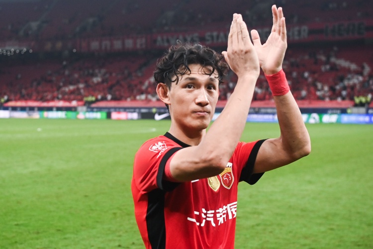 王燊超点出海港防守命门:21粒失球虽少,却屡失关键分 王燊超点出海港防守命门:21粒失球虽少,却屡失关键分