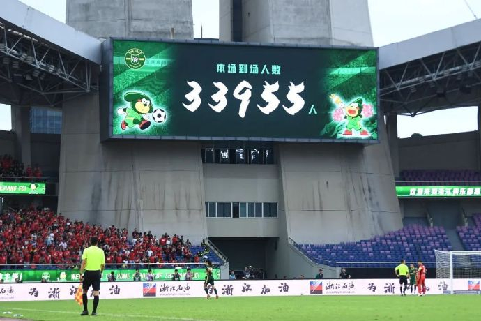 浙江队夏窗锁定两外援目标:中锋+中场补强,布彭扎空额待批 浙江队夏窗锁定两外援目标:中锋+中场补强,布彭扎空额待批