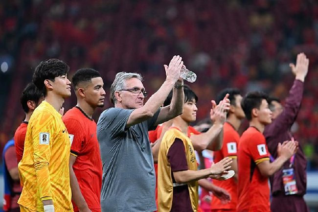 1-0胜巴林难改伊万处境,足协手握合同终止条款 1-0胜巴林难改伊万处境,足协手握合同终止条款