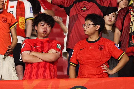 0-1负印尼 18强赛提前出局 史上最弱国足谢幕 0-1负印尼 18强赛提前出局 史上最弱国足谢幕