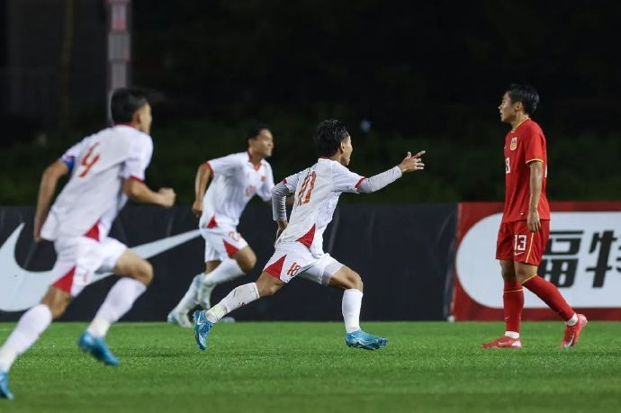 09国少5-2逆转澳洲夺冠 进攻端全面开花仍存后腰缺口