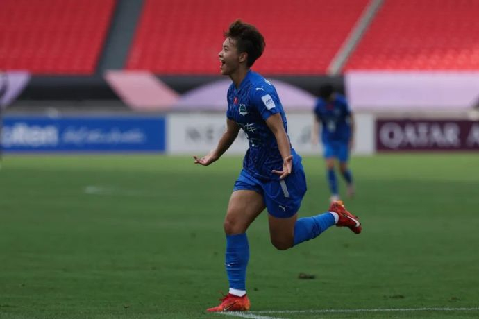 王霜弧线+宋端世界波,武汉女足2-0胡志明市晋级亚冠决赛