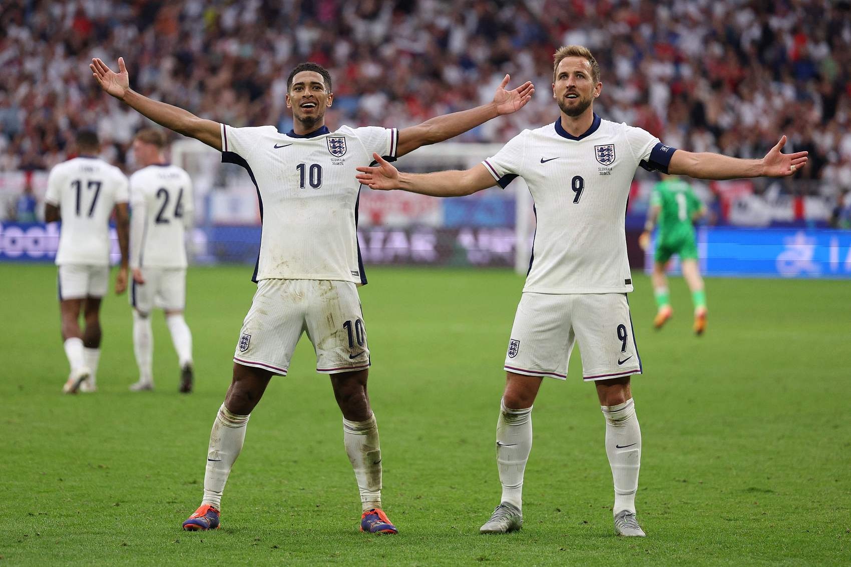 雷暴预警:FIFA确认不取消比赛,英格兰世界杯赛程或延误数小时