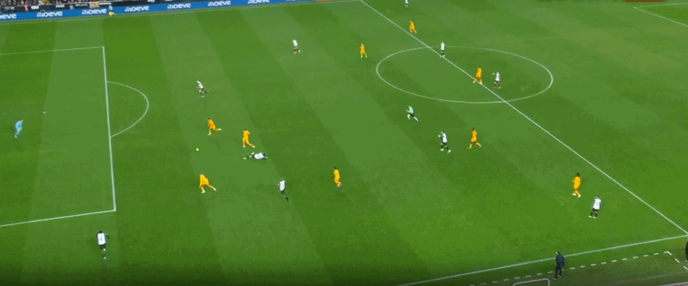 贝林厄姆点射+中柱 莫德里奇救主 皇马2-1客胜瓦伦西亚 贝林厄姆点射+中柱 莫德里奇救主 皇马2-1客胜瓦伦西亚