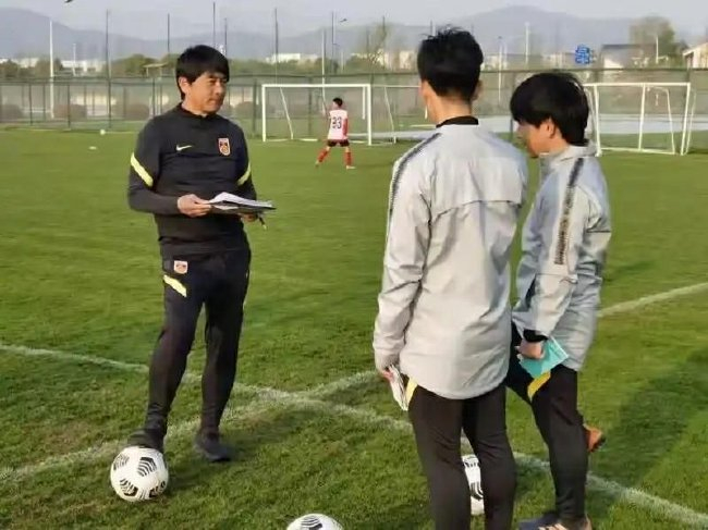 浮嶋敏续掌U16国足,38人集训名单出炉,邝兆镭领衔 浮嶋敏续掌U16国足,38人集训名单出炉,邝兆镭领衔