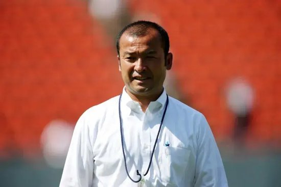 中甲副班长广西平果换帅，前田浩二接手；佛山南狮王宏伟回归