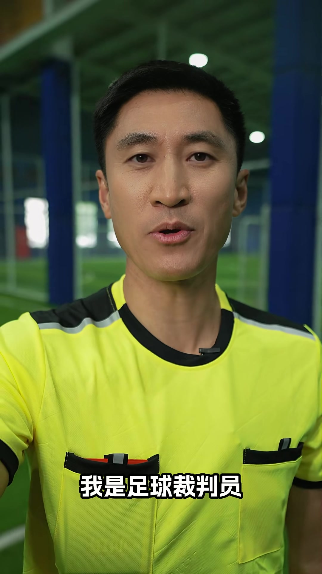 国足连续5届无缘世界杯 46岁“卡牌大师”马宁成中国球迷另类代表 国足连续5届无缘世界杯 46岁“卡牌大师”马宁成中国球迷另类代表