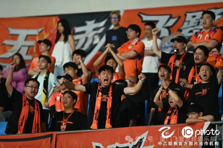 十人厦门飞鹭客场0-1温州,三连胜遭大雨中断 十人厦门飞鹭客场0-1温州,三连胜遭大雨中断