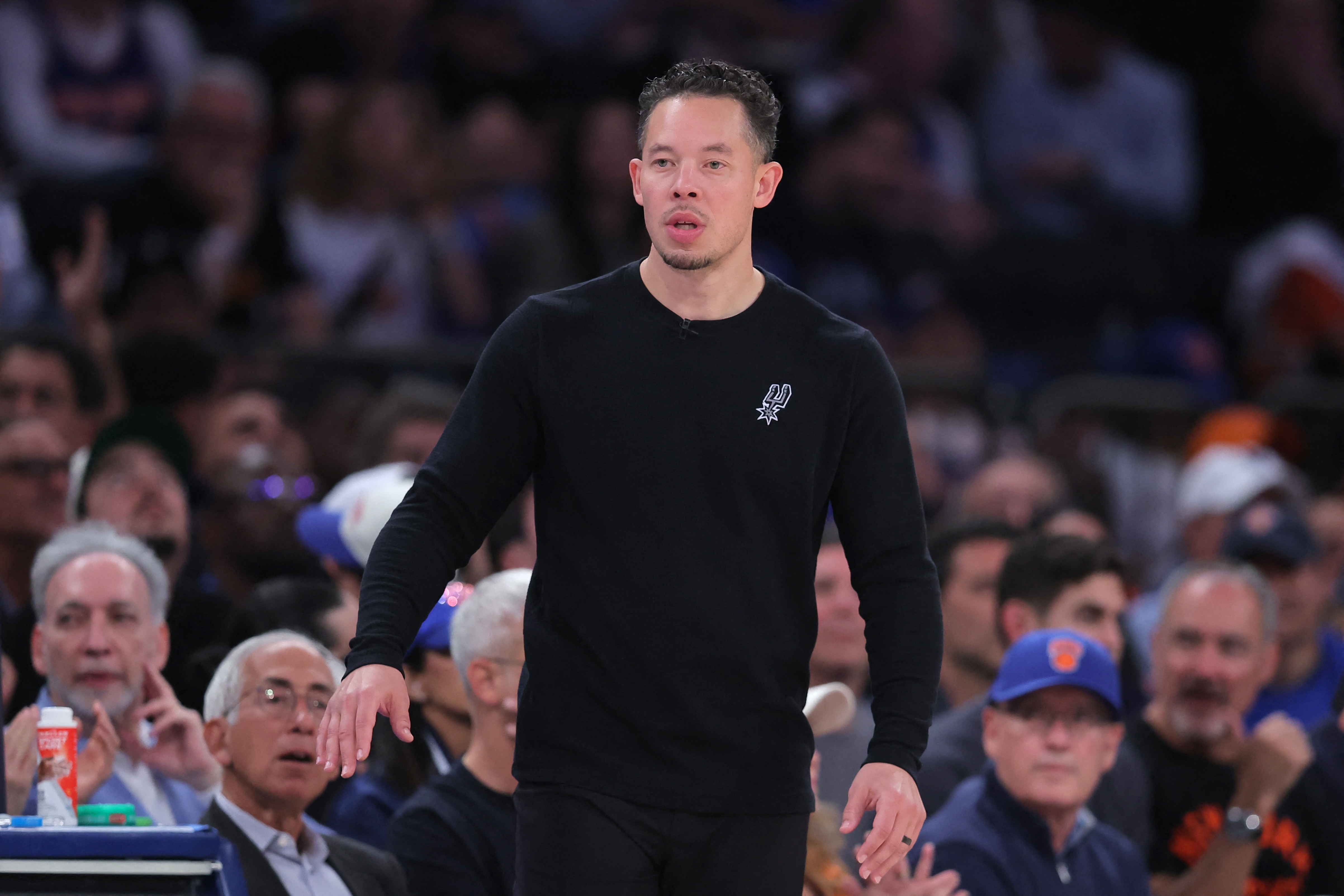 马刺总决赛1-4负尼克斯:文班亚马的超级赛季与未竟的冠军梦