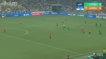狂轰38脚！国安2-0十人泰山，郑铮直红王大雷9扑救难阻败局