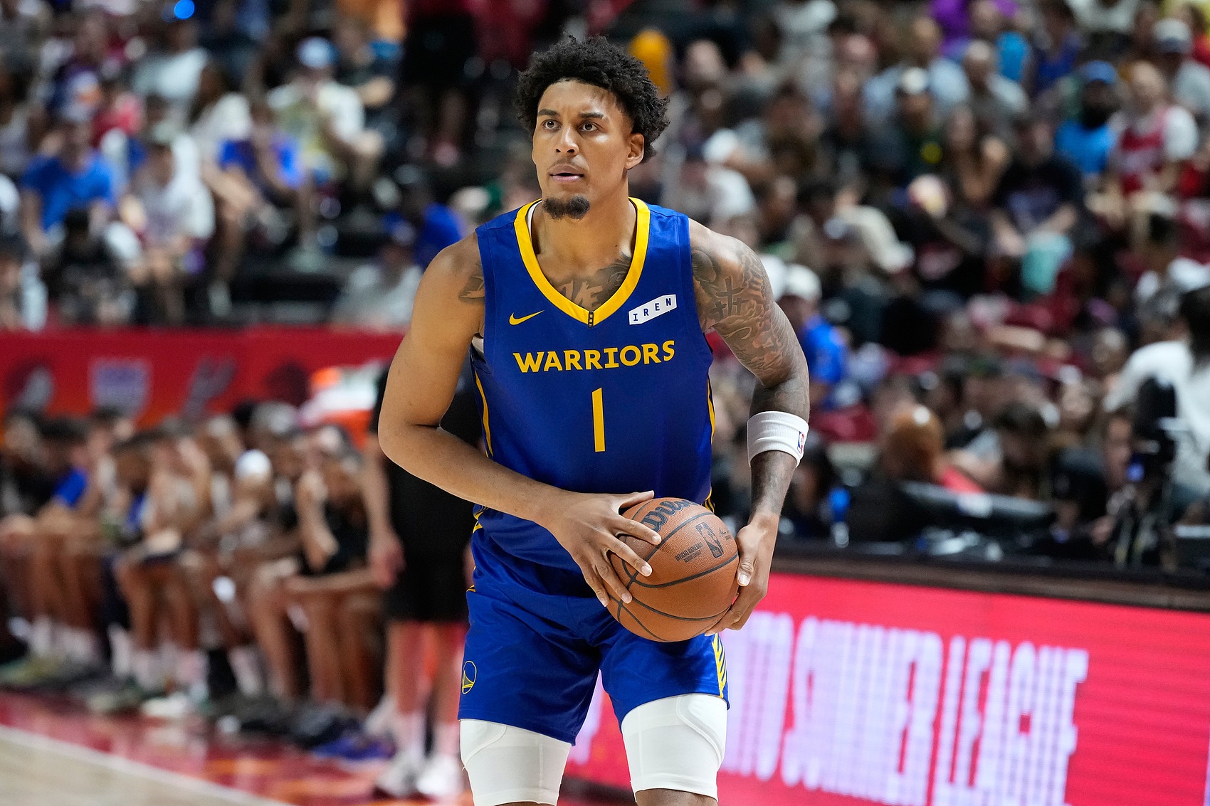 11号秀伦德博格半场4分3板2助2断 勇士44-47落后灰熊 11号秀伦德博格半场4分3板2助2断 勇士44-47落后灰熊