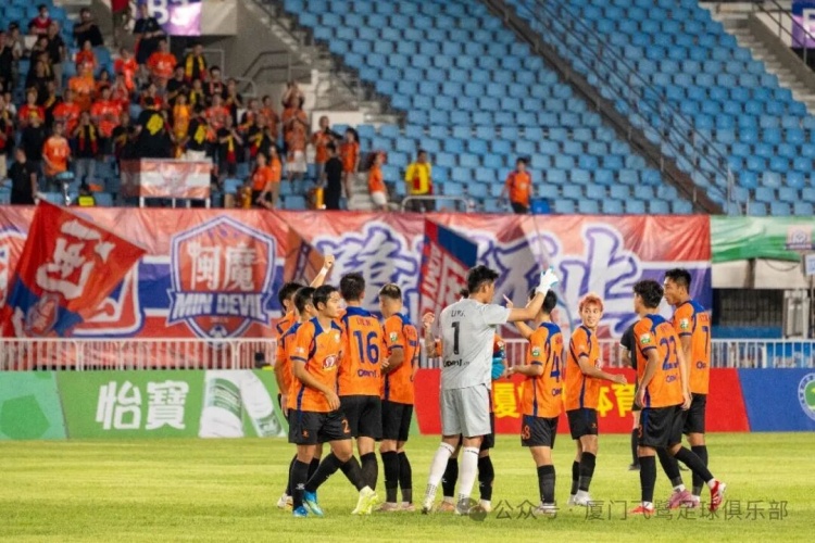 狂轰9角6正难破铁桶阵 厦门飞鹭0-0闷平赣州瑞狮