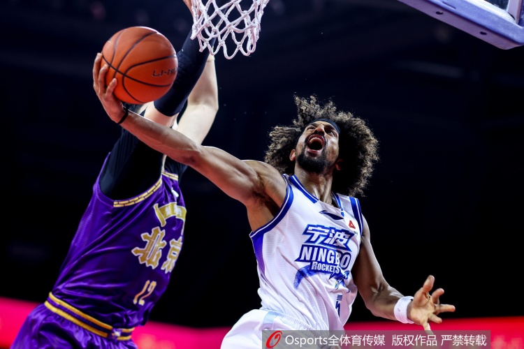 宁波队续约小外援杰克逊,上赛季场均18.1分高效输出