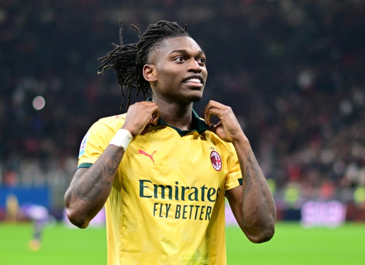 罗德里抵巴萨亲承梦想成真 费尔明让16号改穿7号 罗德里抵巴萨亲承梦想成真 费尔明让16号改穿7号