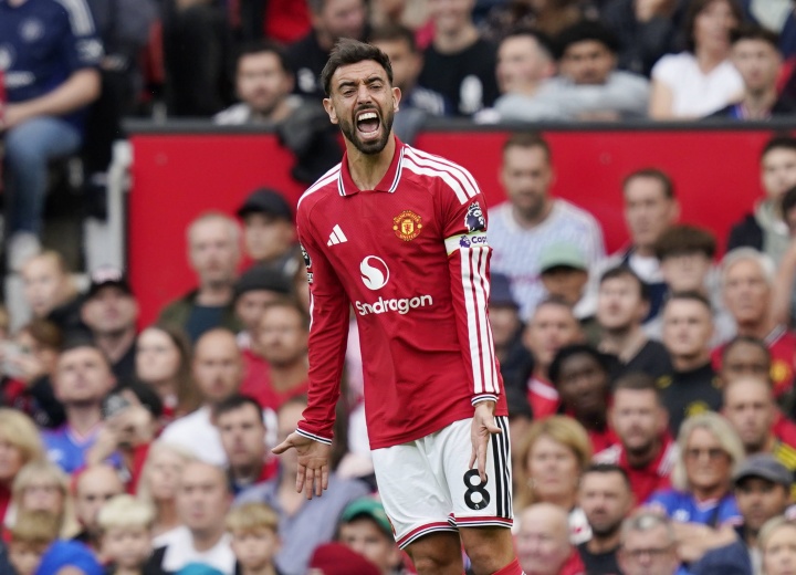太阳报：曼联上一次踢欧冠的首发阵容，如今只有4人还在队中